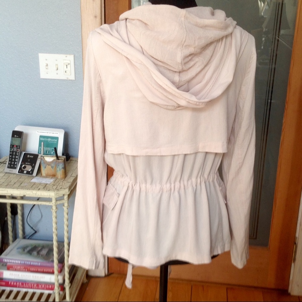 Jacket - Picture 3 of 8